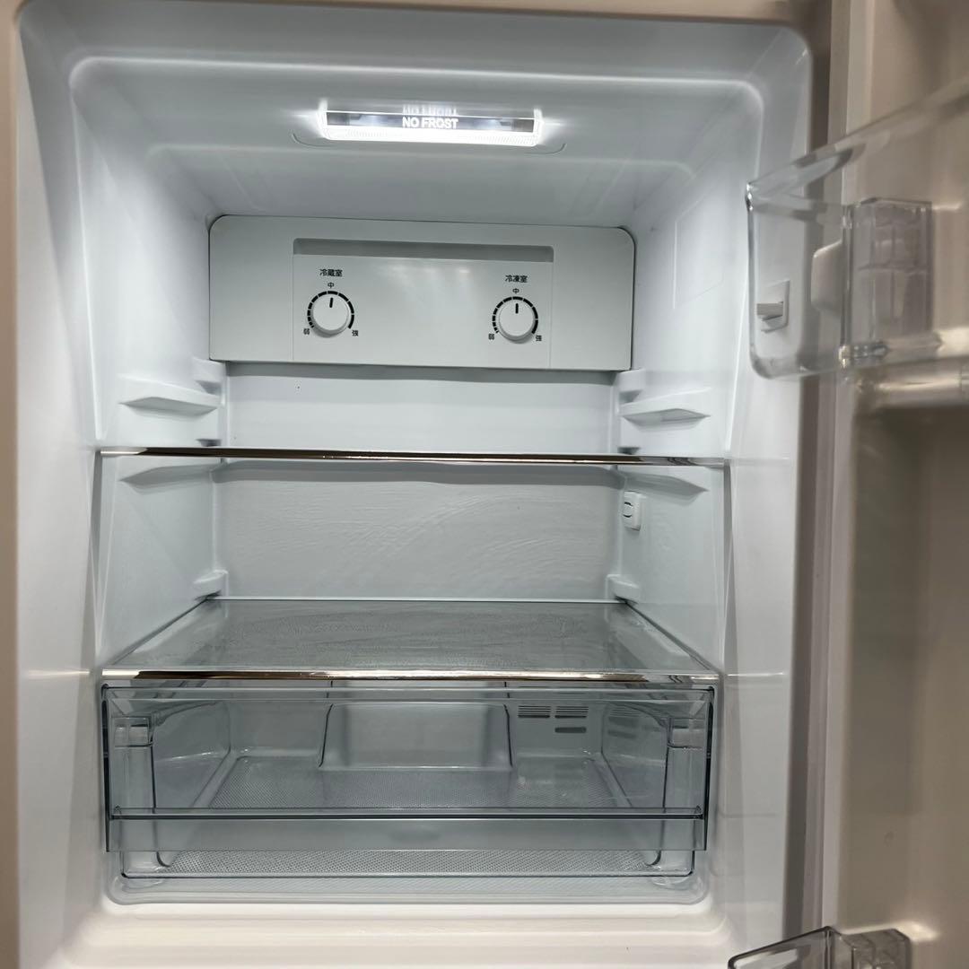 180　洗濯機　冷蔵庫　24年製　小型　家電セット　シルバー　設置無料　安い‼️