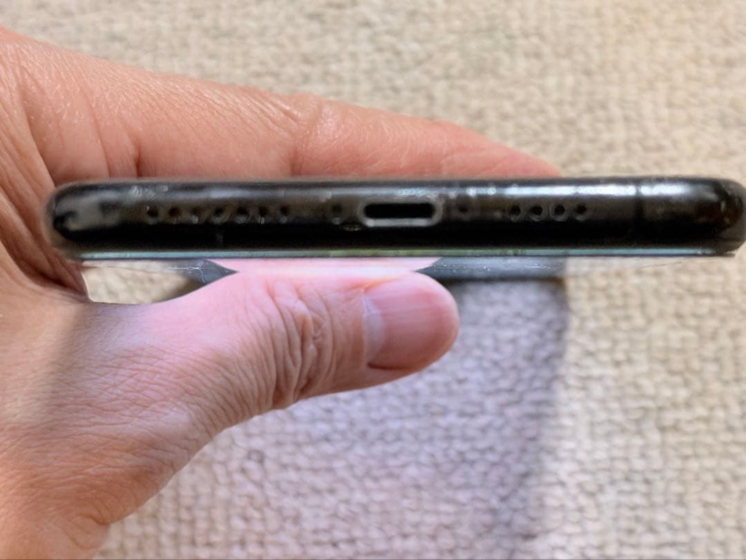 Apple iPhone XS MAX スペースグレー　バッテリー89%