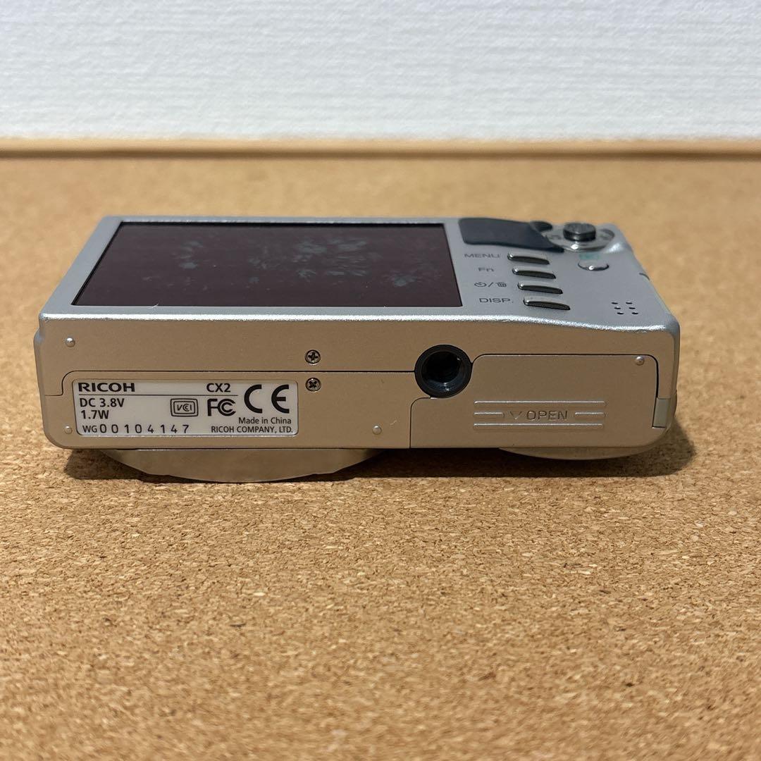 【美品】RICOH CX2 シルバー コンパクトデジタルカメラ