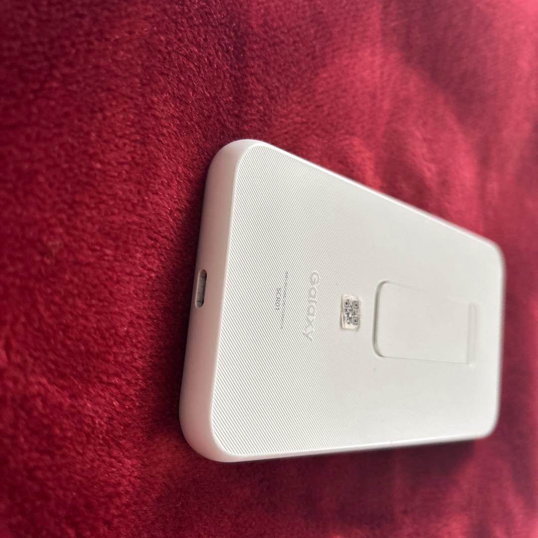 【本体のみ】Galaxy 5G mobile Wi-Fi SCR01 ホワイト