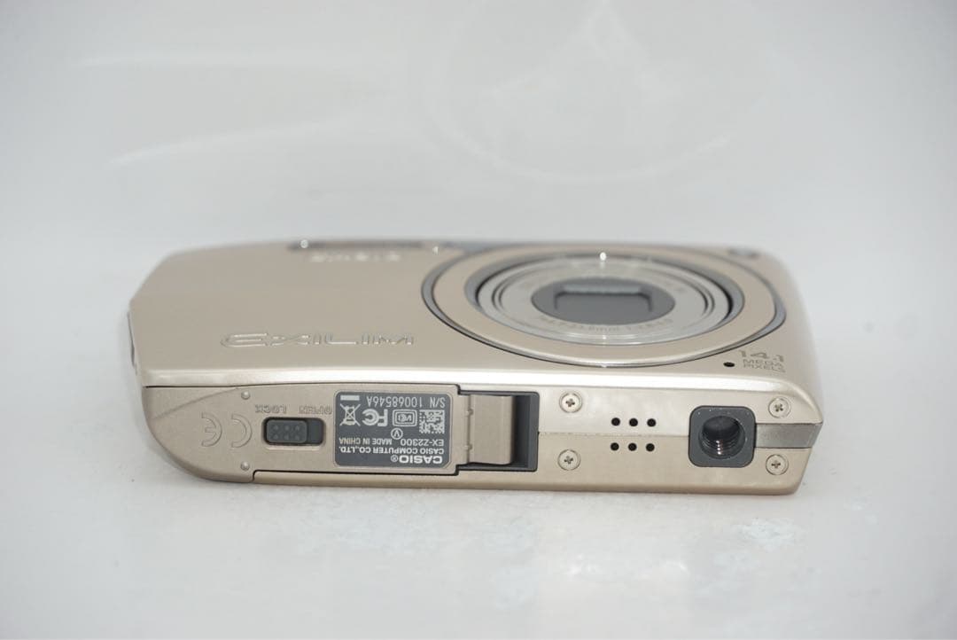 CASIO EXILIM EX-Z2300 カシオ エクシリム
