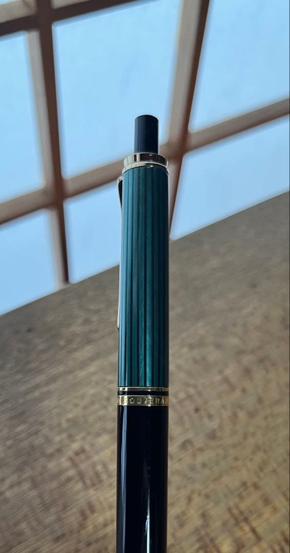 Pelican ペリカン スーべレーン ボールペン 緑縞 インク切れ