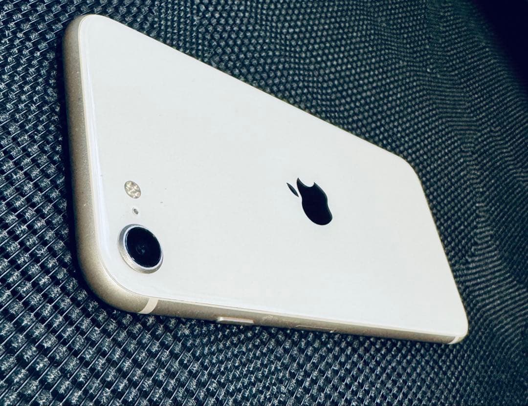 Apple iPhone SE 第3世代 64GB スターライト SIMフリー