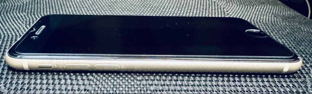 Apple iPhone SE 第3世代 64GB スターライト SIMフリー