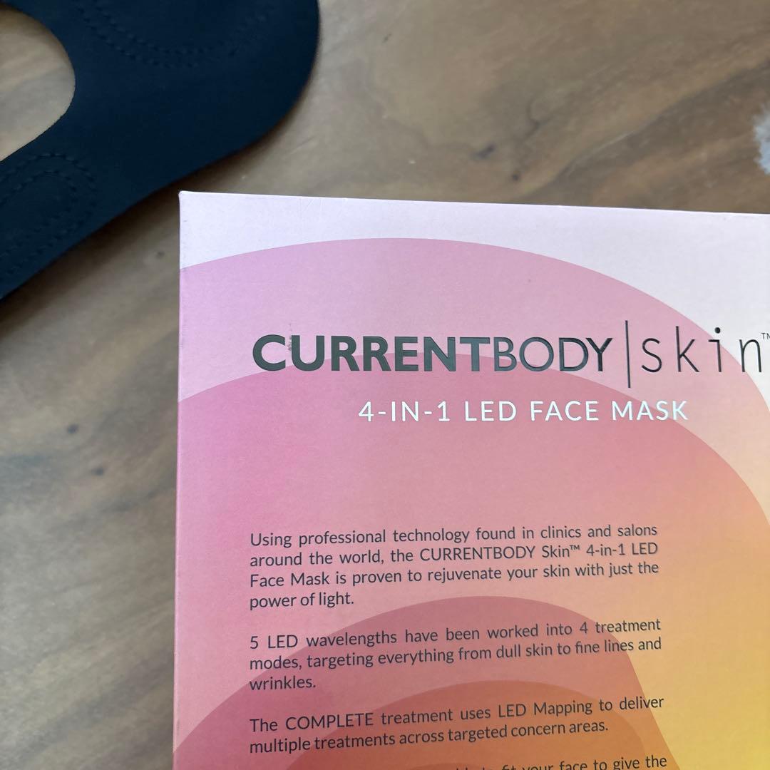専用。CURRENTBODY skin 4-in-1 LED Face Mask