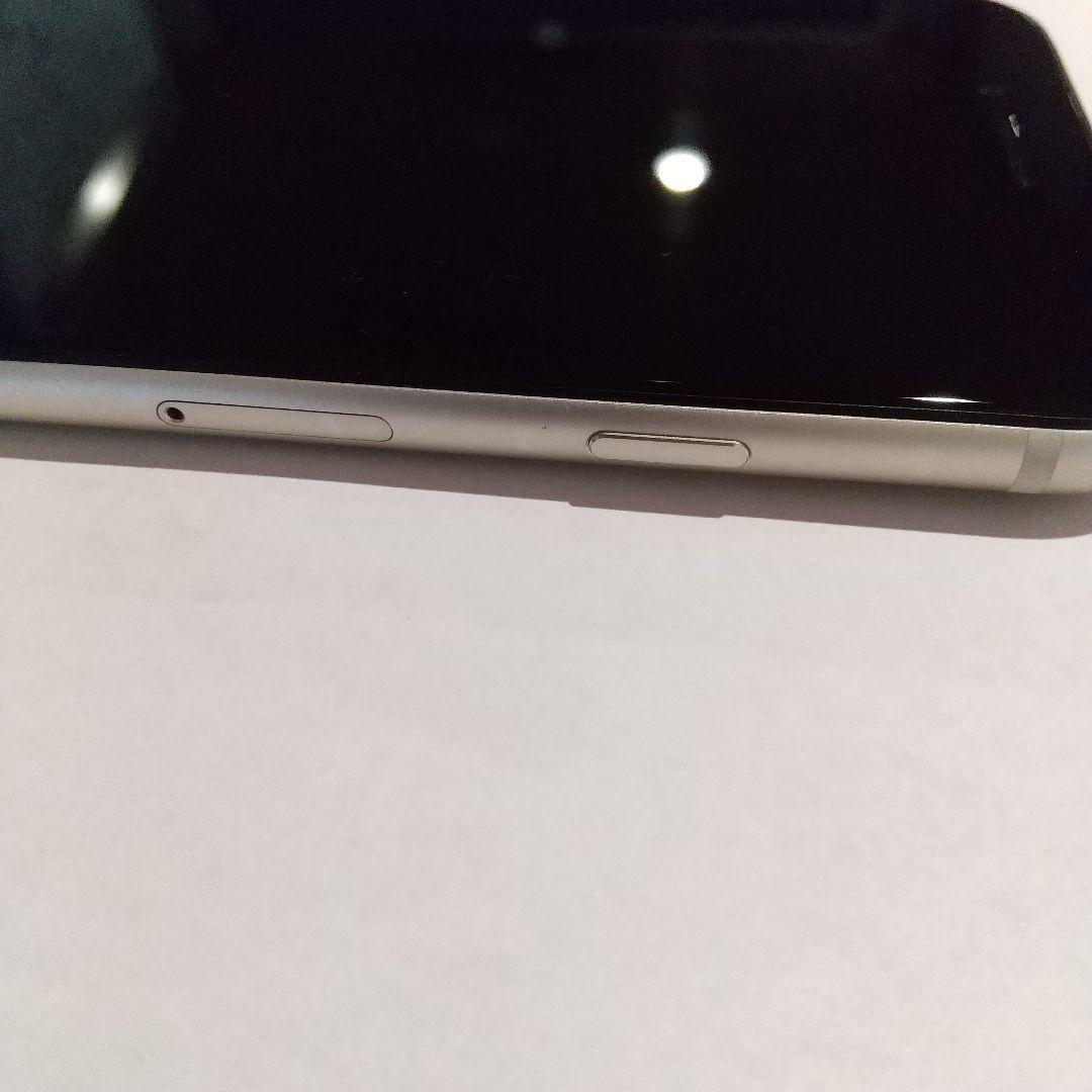 iPhone SE3 64Gb SIMフリー スターライト　白色　603021