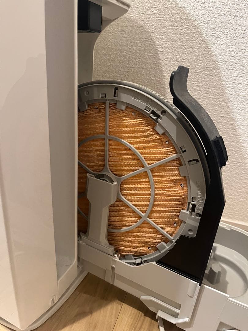 ダイキン　加湿空気清浄機 MCK70W-W ホワイト
