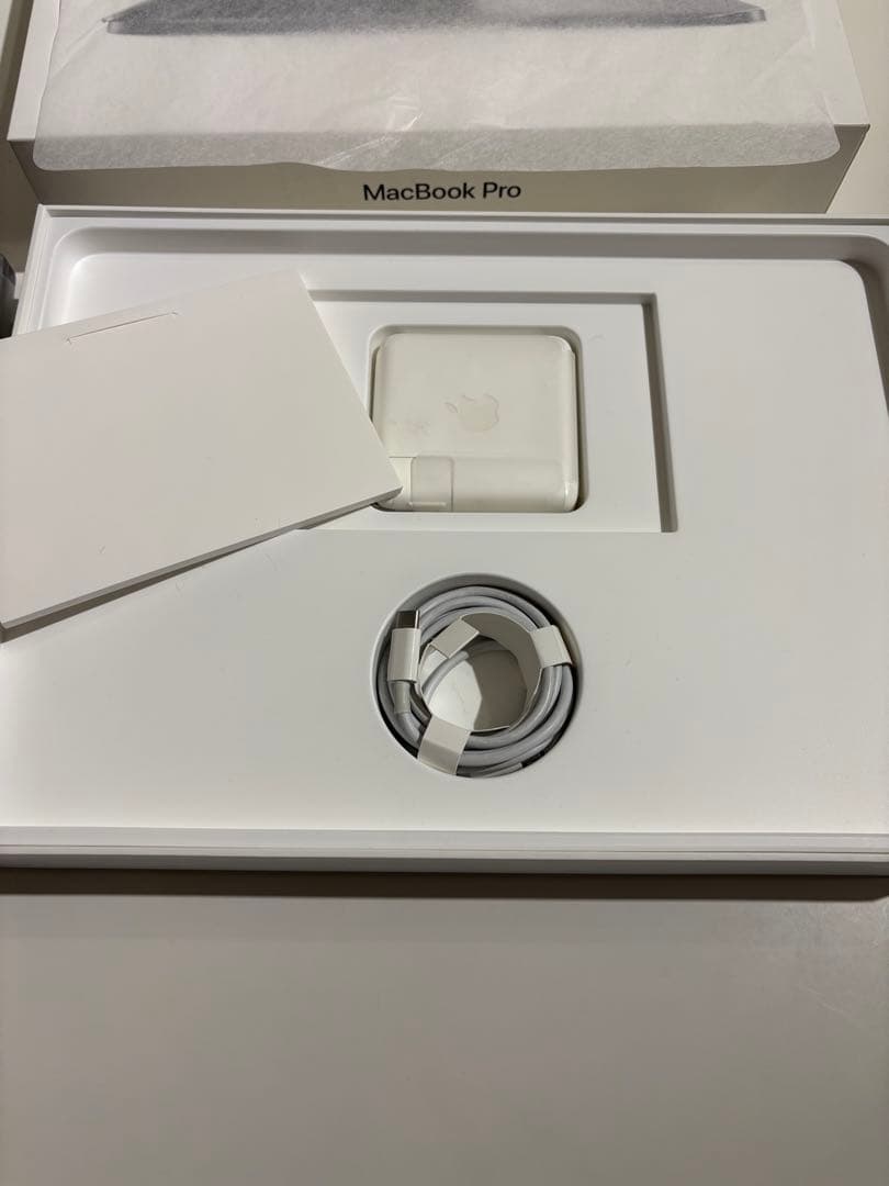Apple MacBookPro 13-inch (スペースグレー) A1708