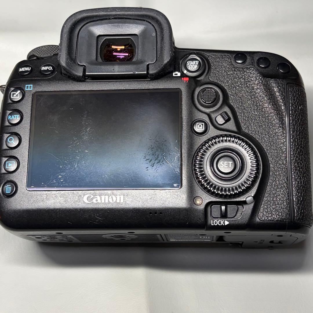 Canon EOS 5D Mark IV 本体とズームレンズ2本セット