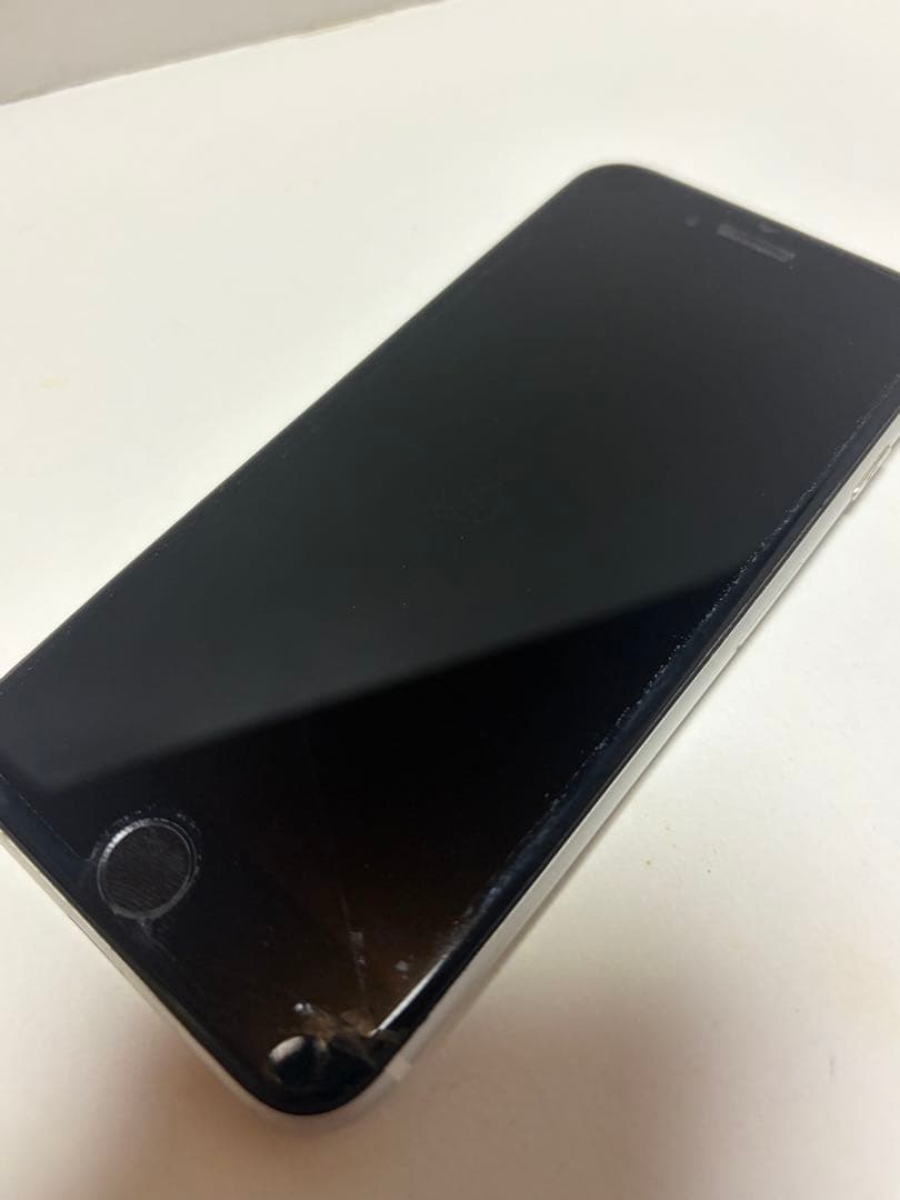 iPhone SE (第2世代) ホワイト 画面ひびあり　ジャンク品