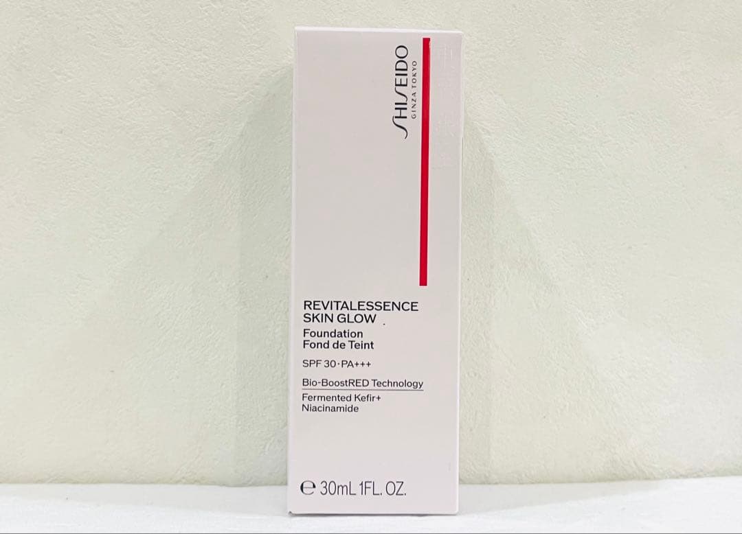 新品 SHISEIDO エッセンス スキングロウ ファンデーション 30ml