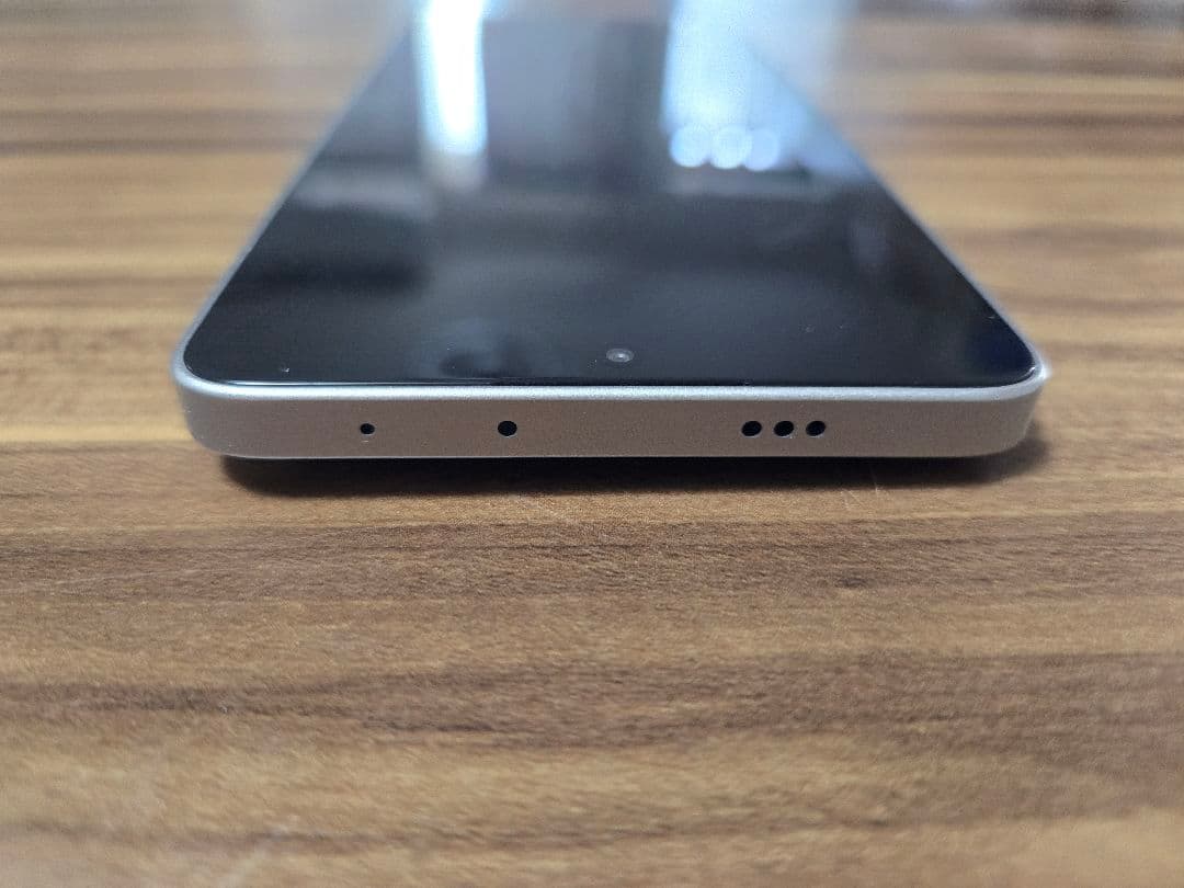 Xiaomi POCO F6 12＋512GB チタニウムカラー