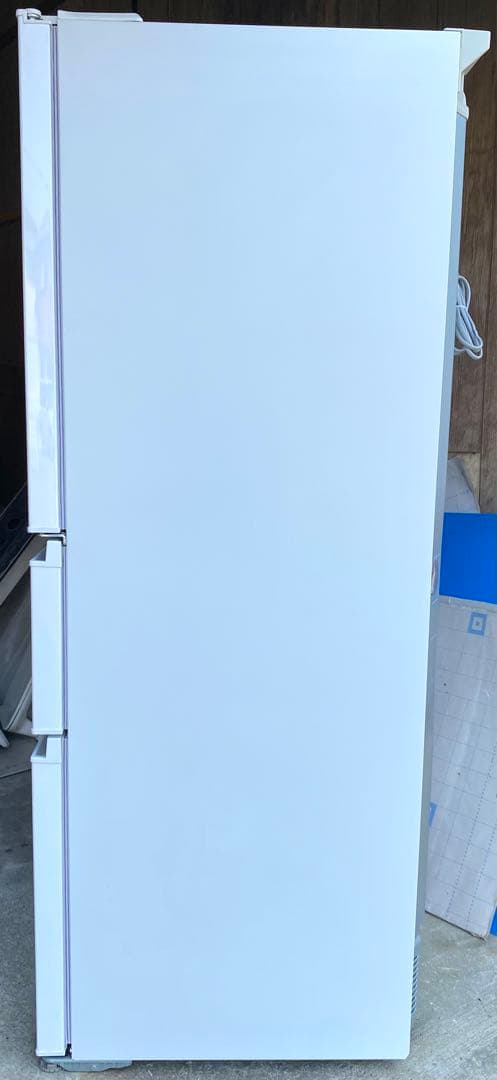 東芝 ノンフロン冷凍冷蔵庫　GR-T33SC(WT) 2022年製 326L