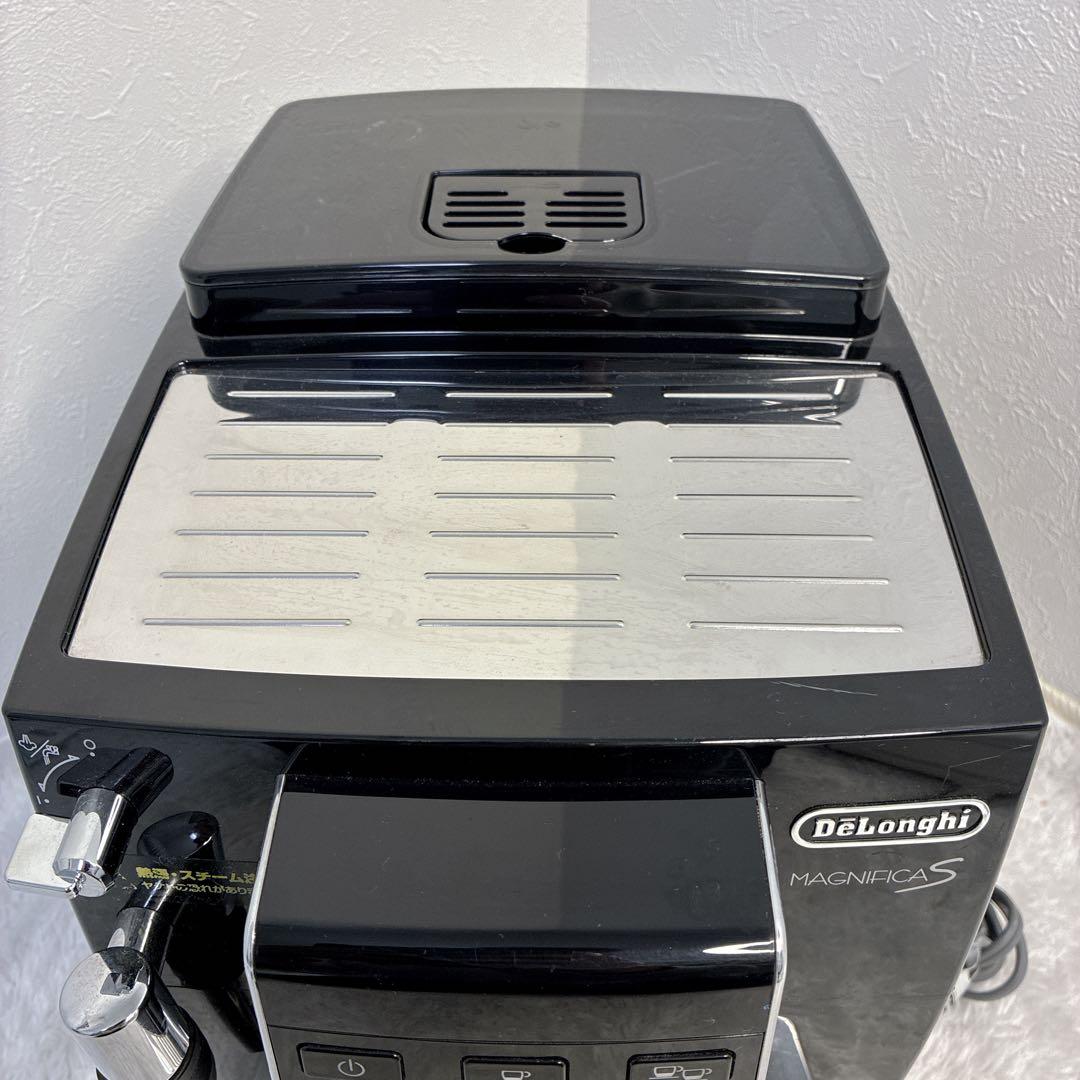 【極美品】DeLonghi デロンギ コーヒーメーカー　マグニフィカS コーヒー