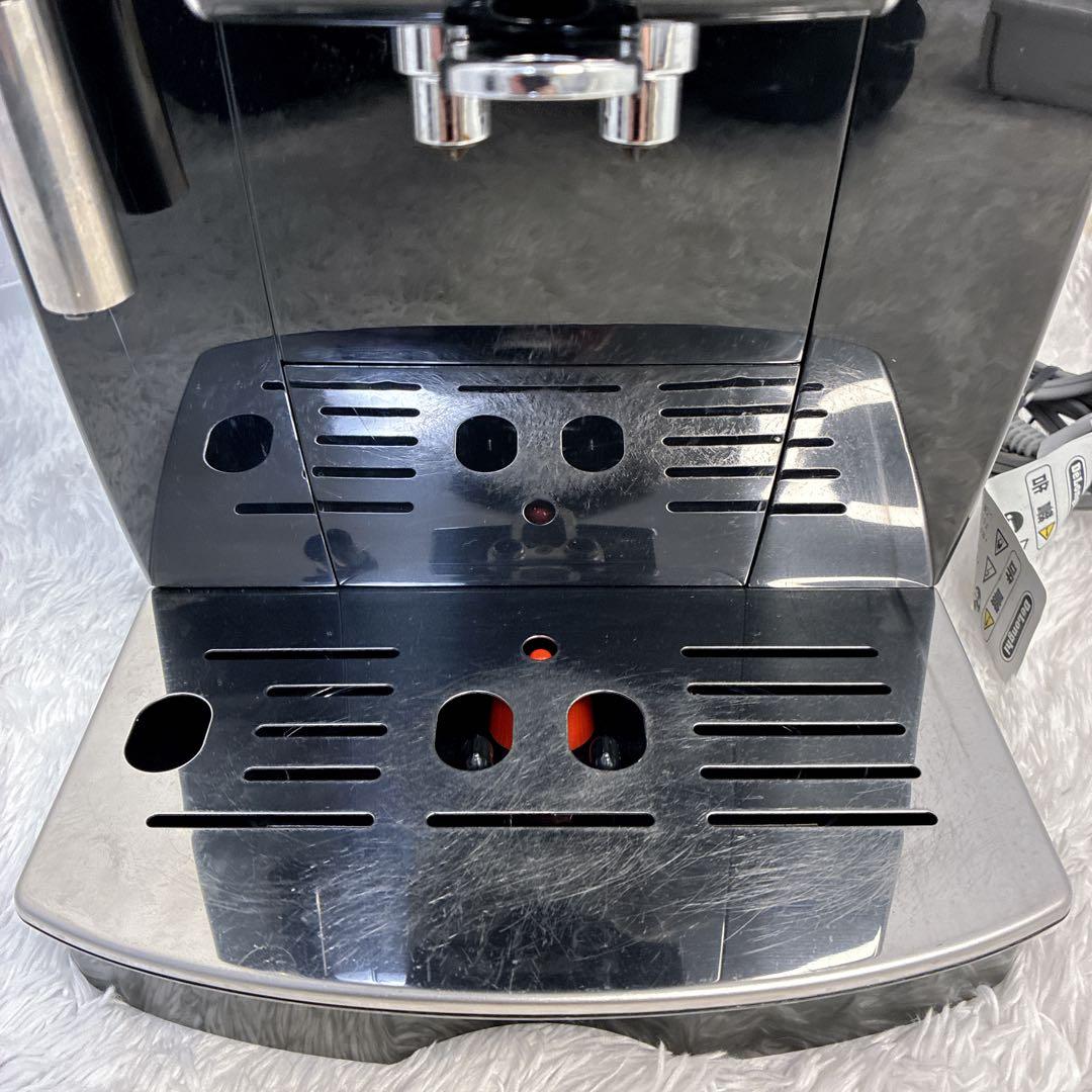 【極美品】DeLonghi デロンギ コーヒーメーカー　マグニフィカS コーヒー