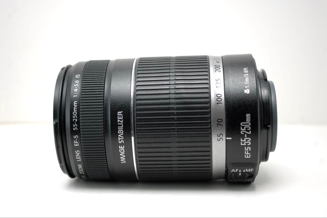 Canon EF-S 55-250mm F4-5.6 IS ズームレンズ