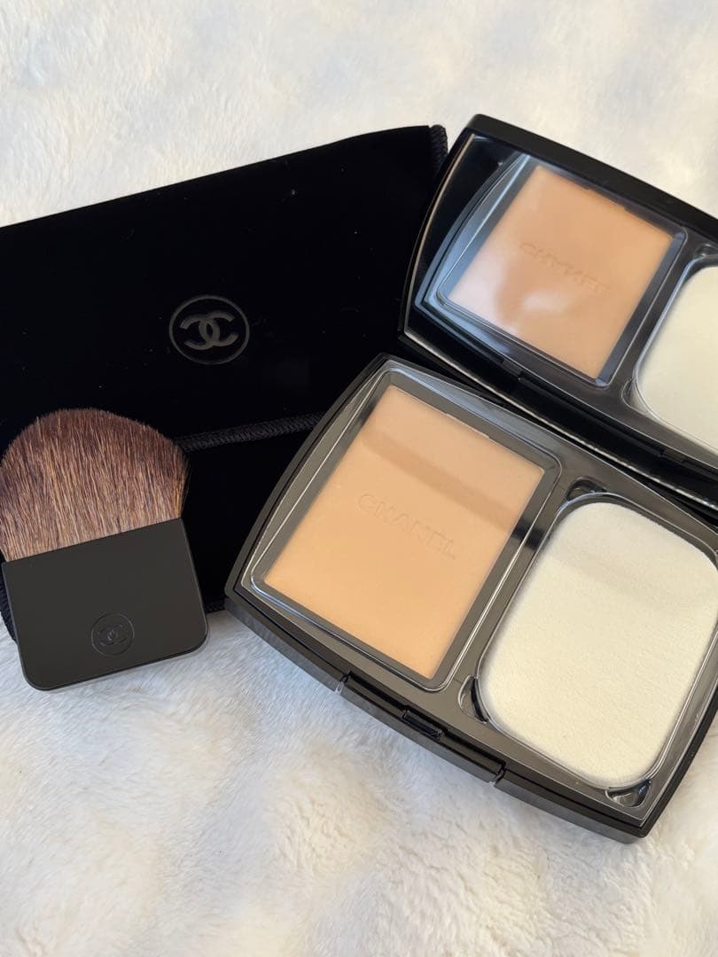 CHANEL VITALUMIÈRE COMPACT