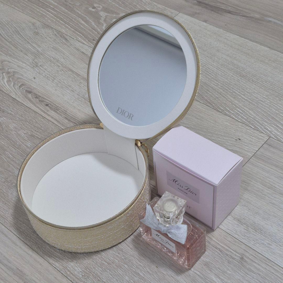 MissDior ミスディオール エッセンス パルファン 50ml　ポーチセット