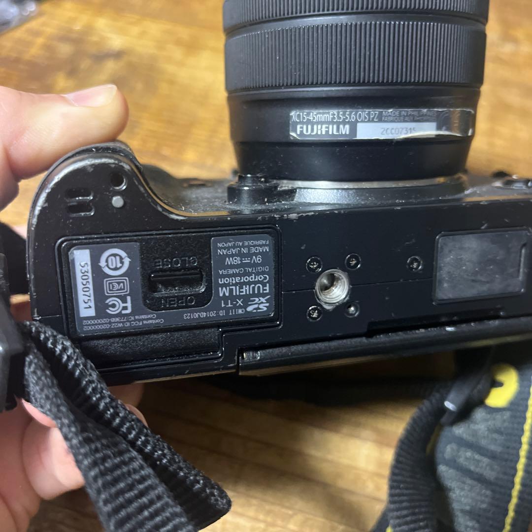 Fujifilm X-T1 ミラーレス一眼カメラ