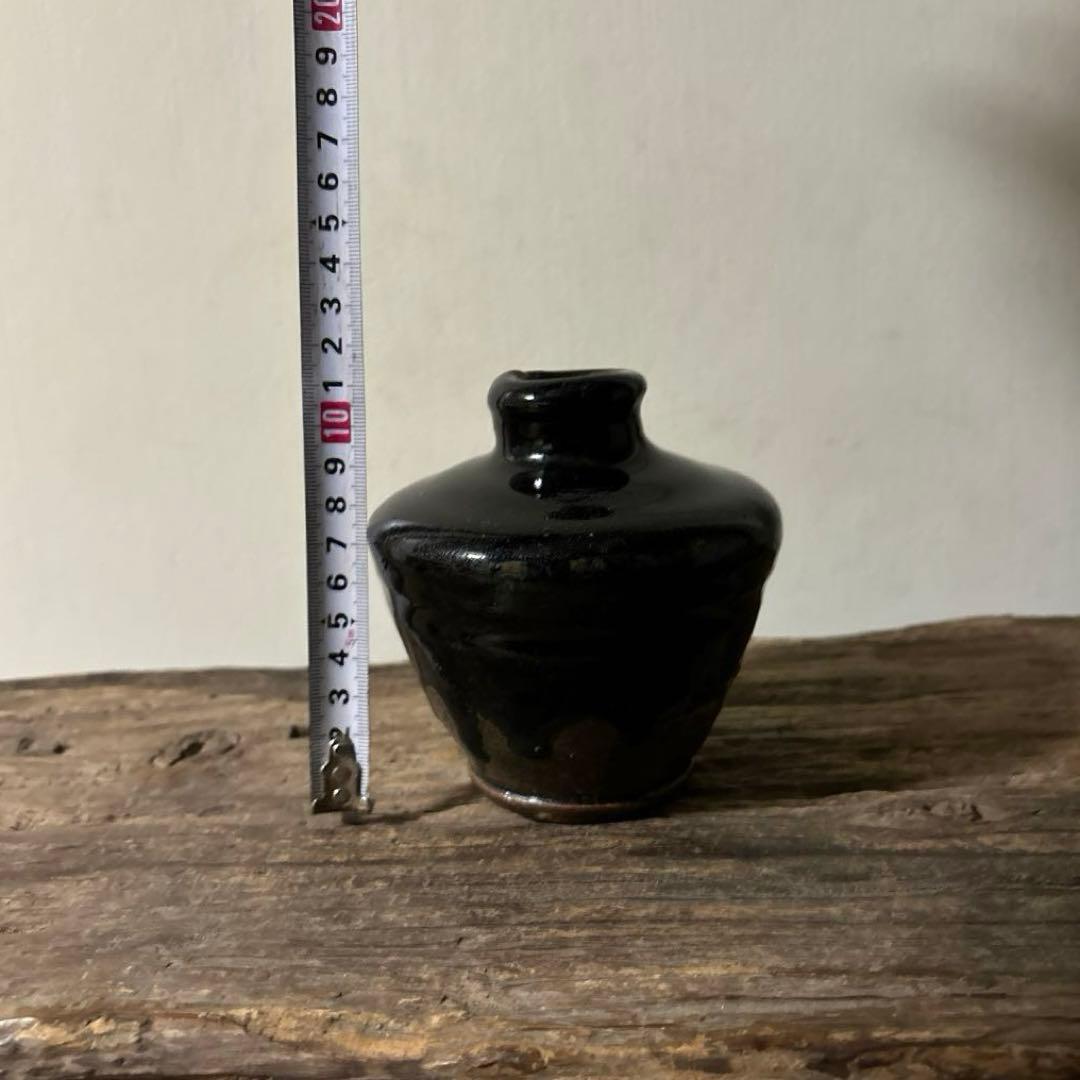 黒南蛮小ぶり不識型　壺花入　黒高麗　酒器　古道具　アンティーク　検:李朝　古唐津