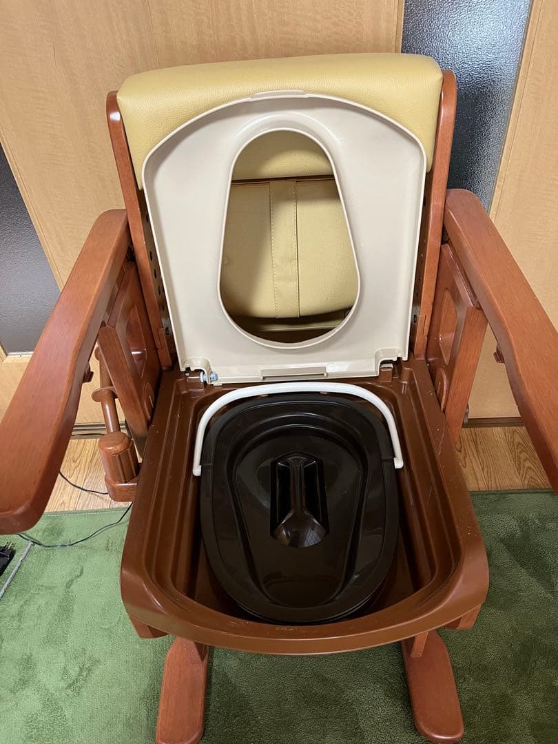 【4月中旬廃棄】アロン化成　安寿　家具調トイレセレクトR　快適脱臭　介護用品