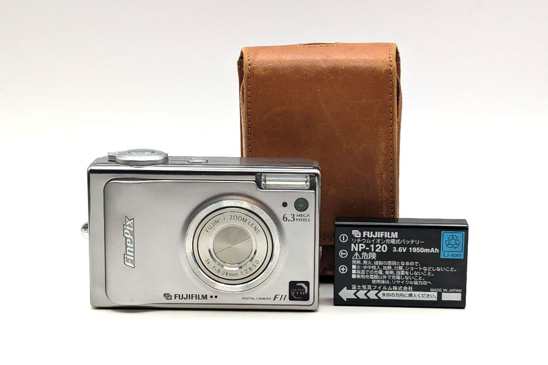 FUJIFILM FinePix F11 シルバー