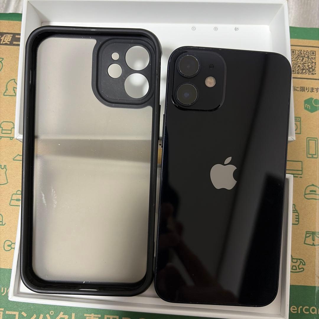 Apple iPhone 12 mini 64GB ケース付き