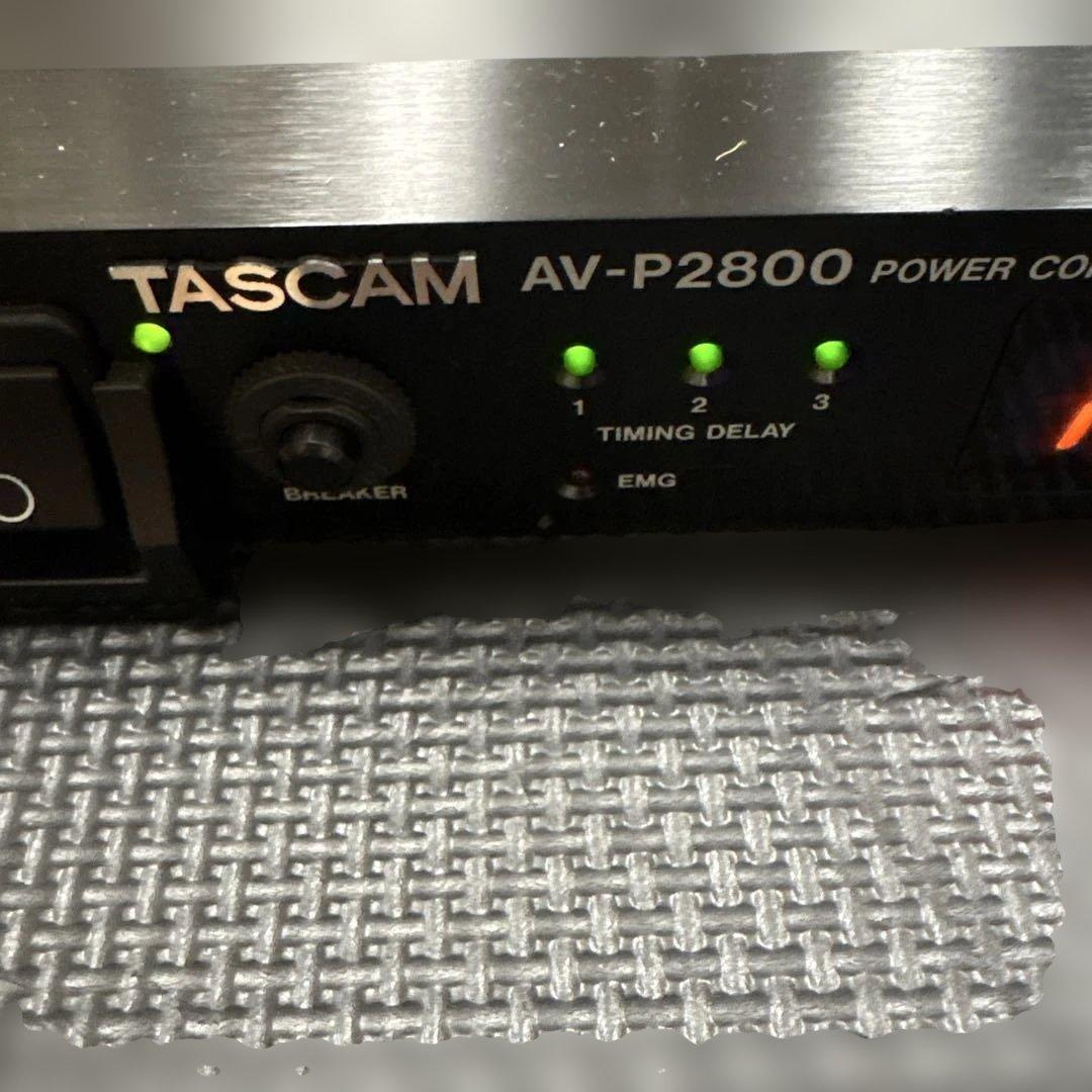 TASCAM AV-P2800 パワーコンディショナー