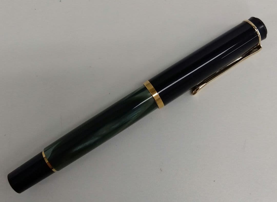AMG03 ペリカン 極美品 ボールペン インクなし