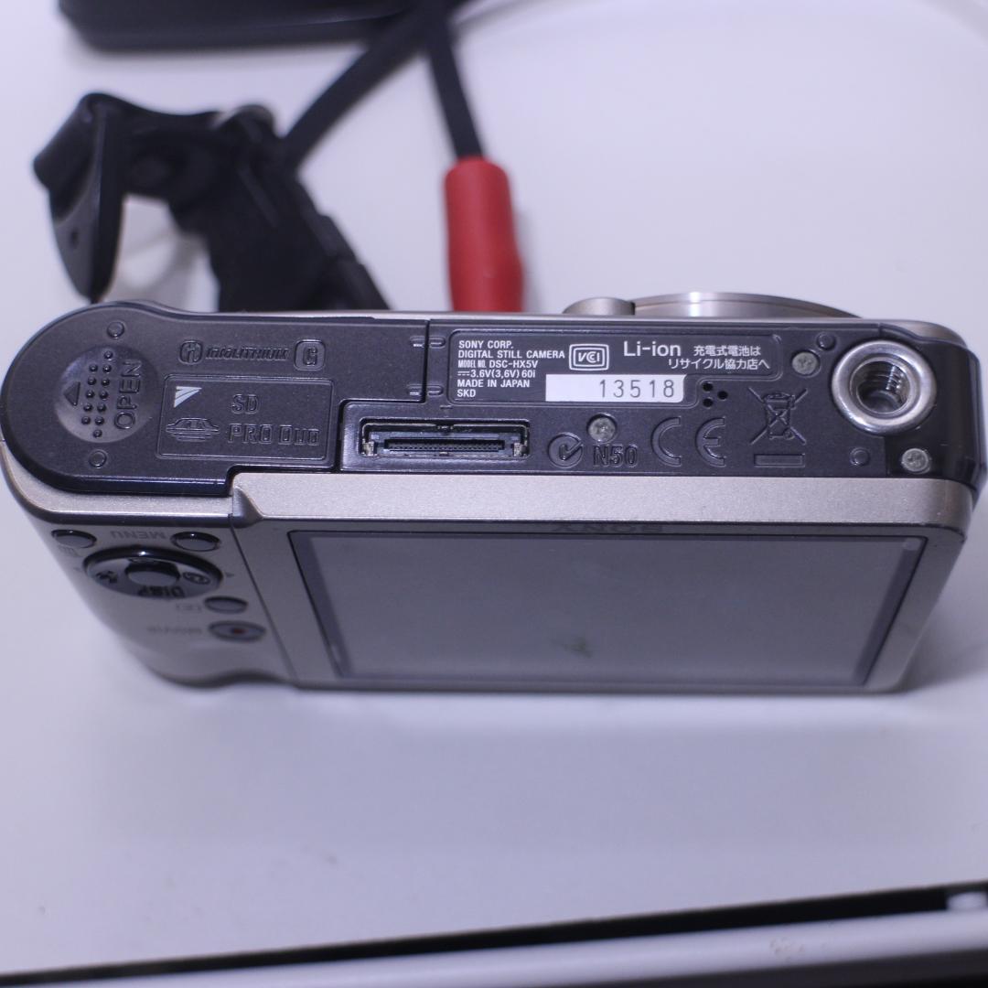 SONY Cyber-shot 7.2メガピクセル コンパクトデジタルカメラ