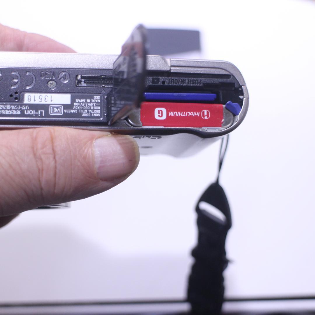 SONY Cyber-shot 7.2メガピクセル コンパクトデジタルカメラ