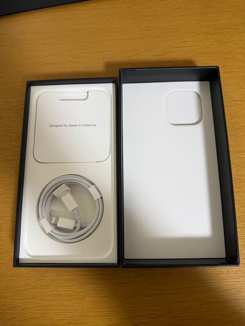 iPhone13ProMax256GB グラファイト 箱 充電ケーブル新品