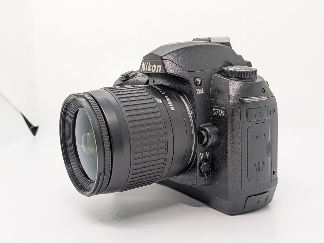 3月11日限定特価♪Nikon D70S & AF 70-300mm G