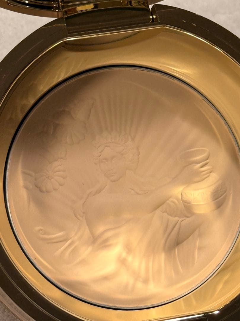 ミラノコレクション　フェースアップパウダー2026