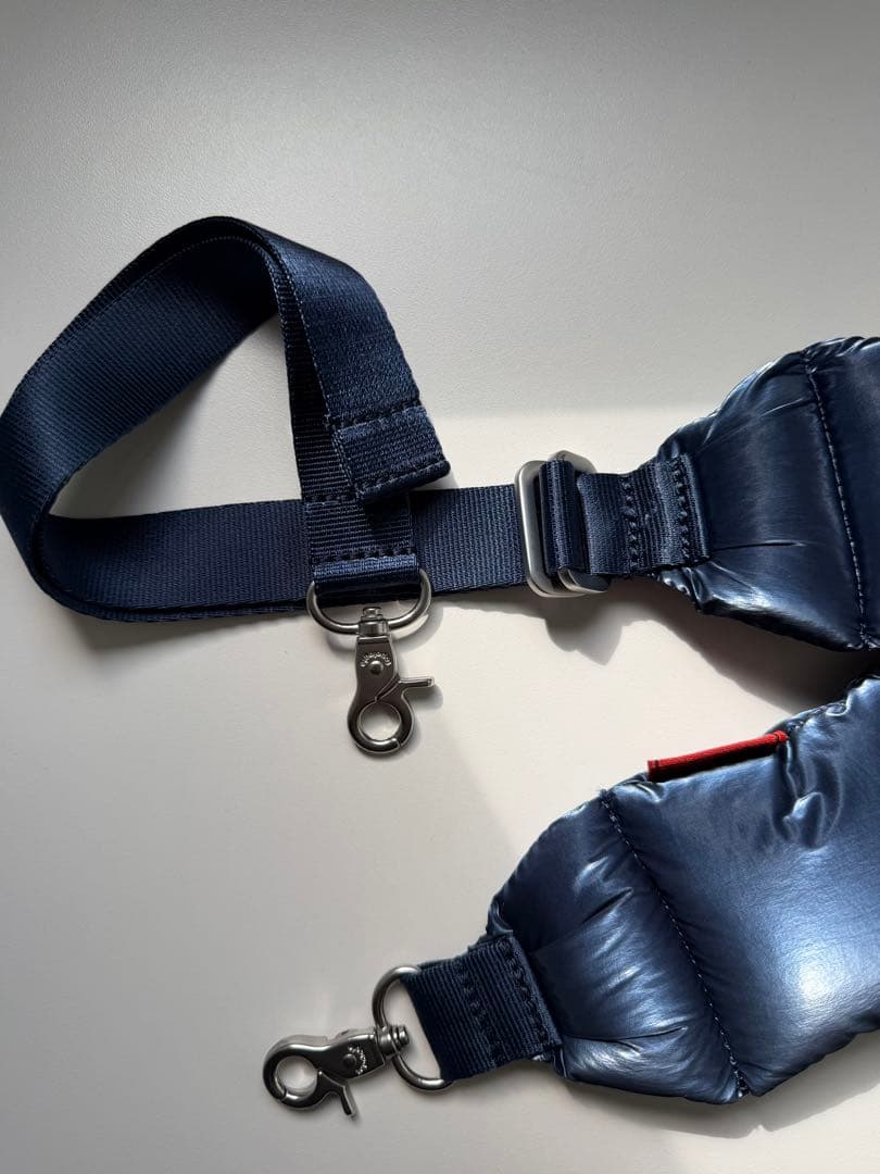 スマホアクセサリー Topologie PufferStrap MarineBluellic