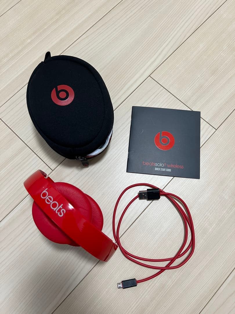 ヘッドホン beats solo2 wireless