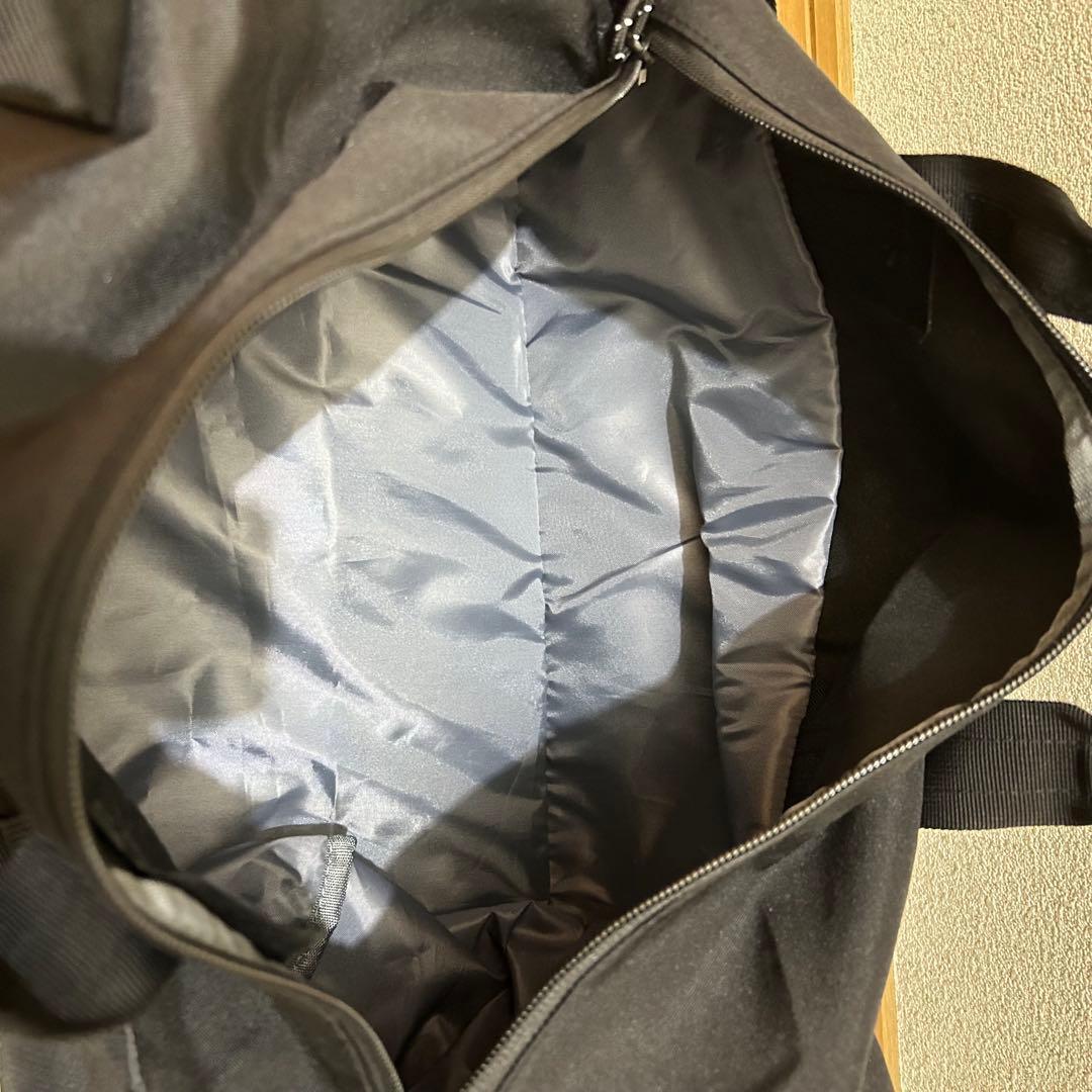 THE NORTH FACE ボストンバッグ 黒　32L肩掛け紐付き