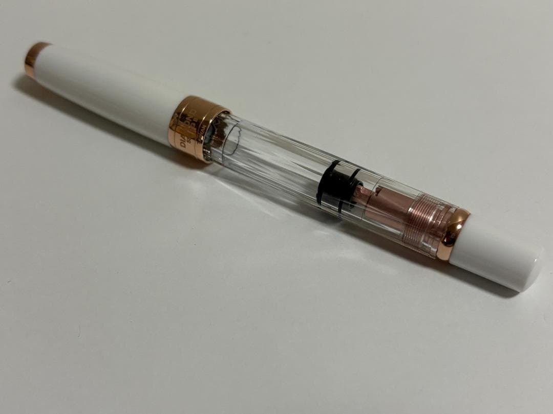 万年筆「ツイスビー　ダイヤモンド580 ホワイトローズゴールド（F字）」