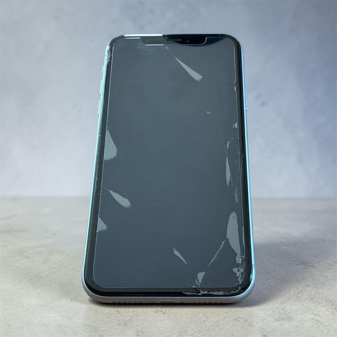 iPhone XRブルー 本体