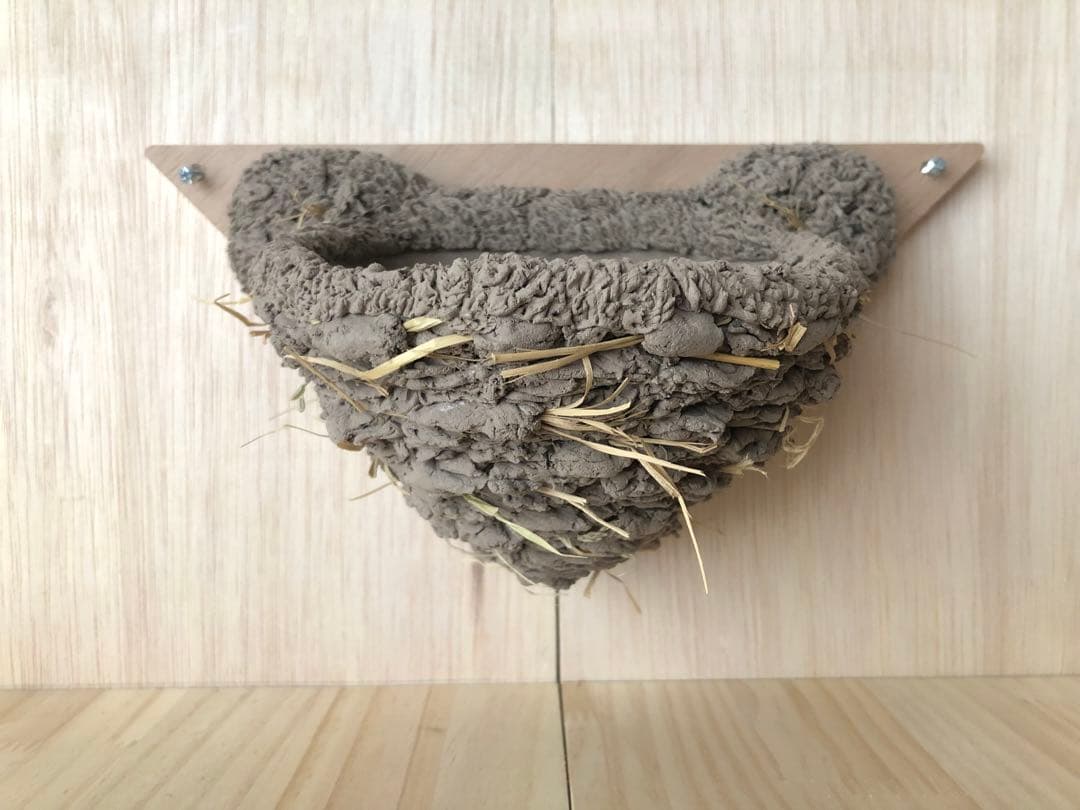 ツバメの人工巣　壁付け用タイプ板貼り付き　新品・未使用品　　g3